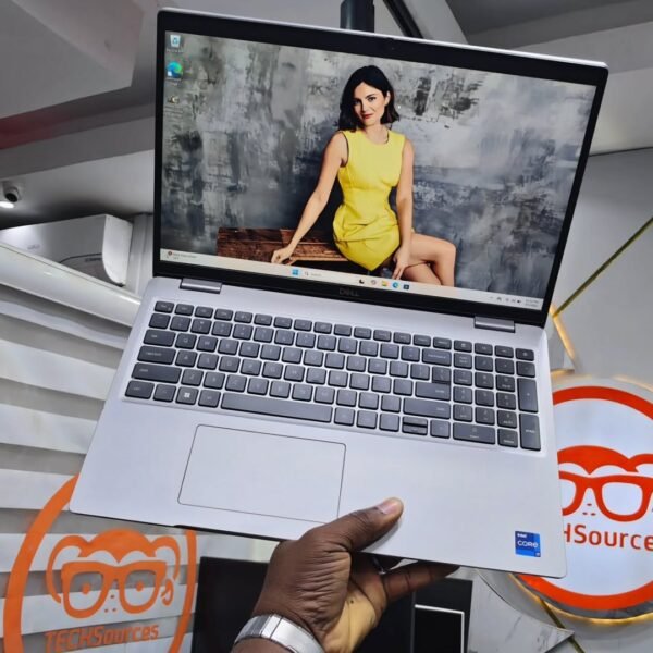 Dell Precision 3561