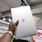 Dell XPS 13 9300 Premium Notebook - Image 3