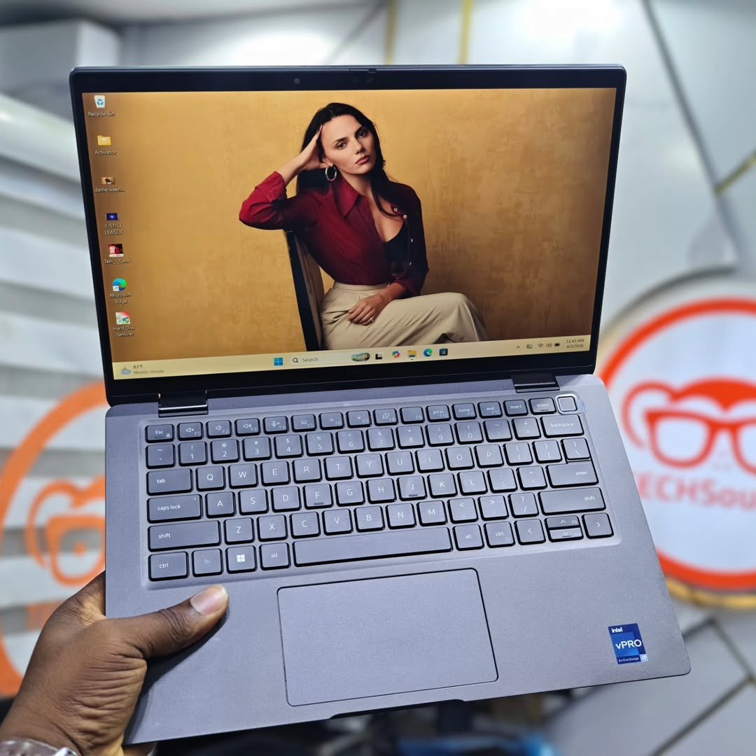 SnapInsta.to_657340339_18585817378022363_5211040599317789043_n Dell Latitude 7430 2in1 Business Notebook - Image 1