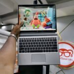 HP Elite x2 G8 Multi-Touch 2-in-1 Tablet with Travel Keyboard - Image 8